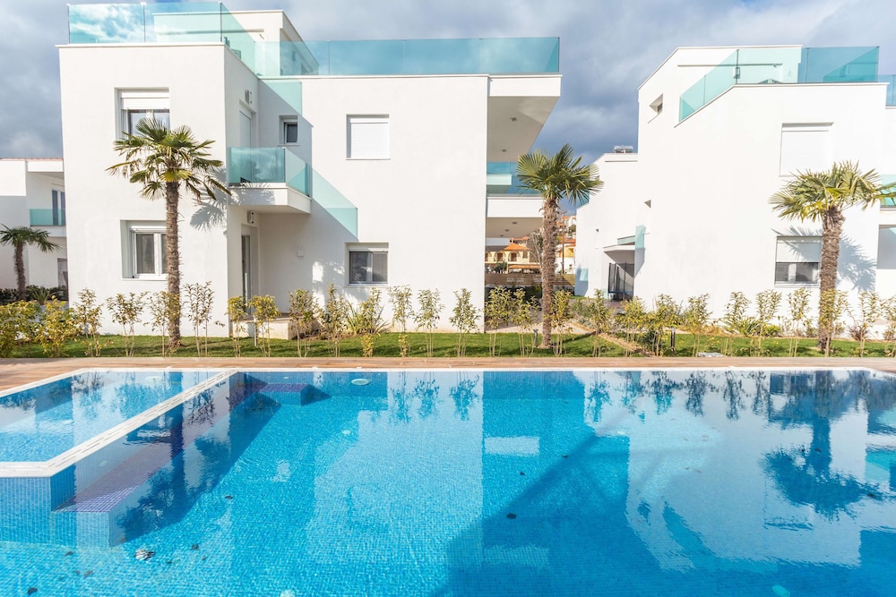 Acrotel Porto Brava Luxury Villas 40/65