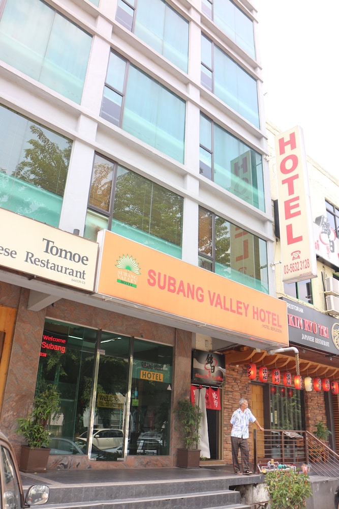 Subang Valley Hotel 9/59