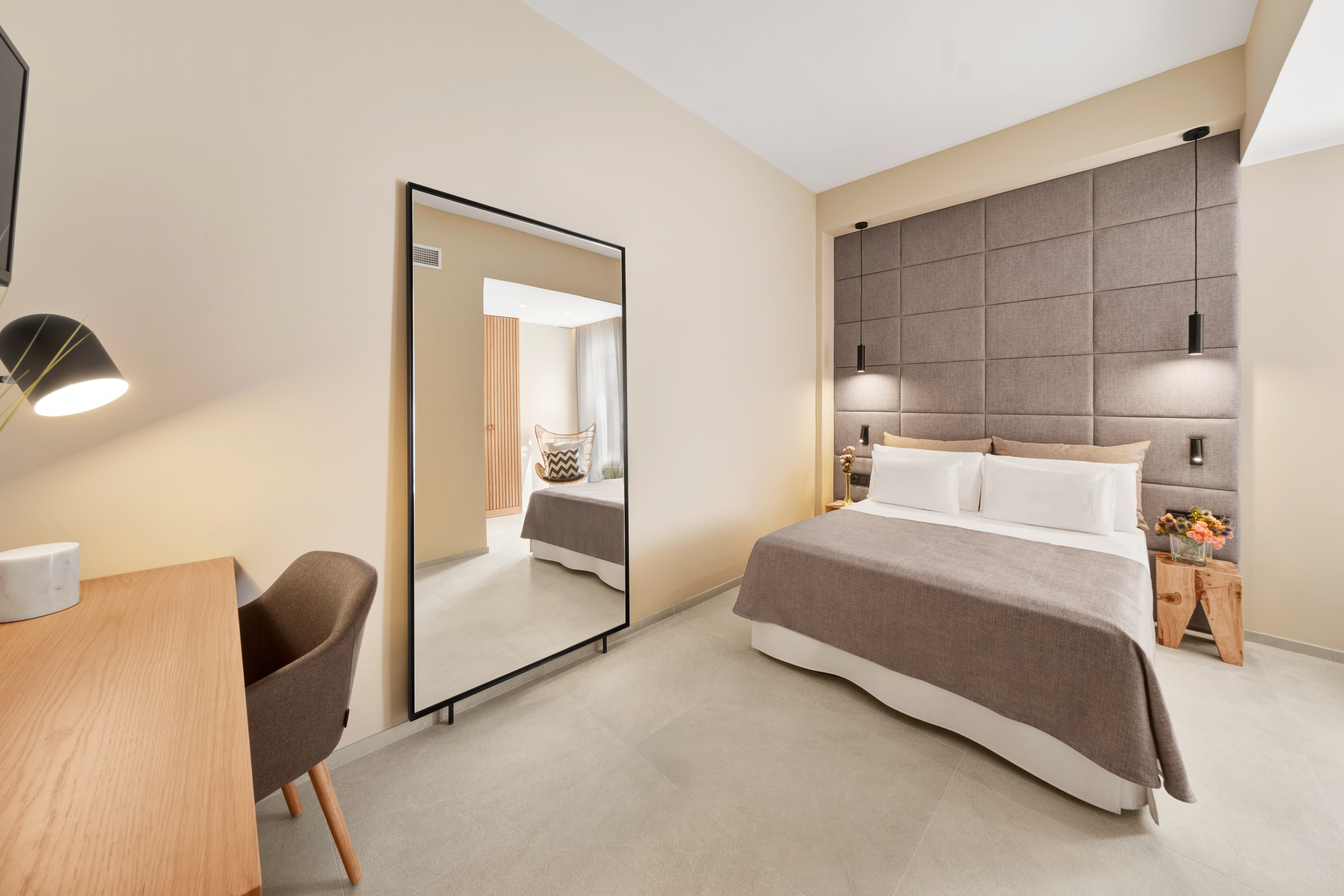 ROOM, SINGLE, DOUBLE BED