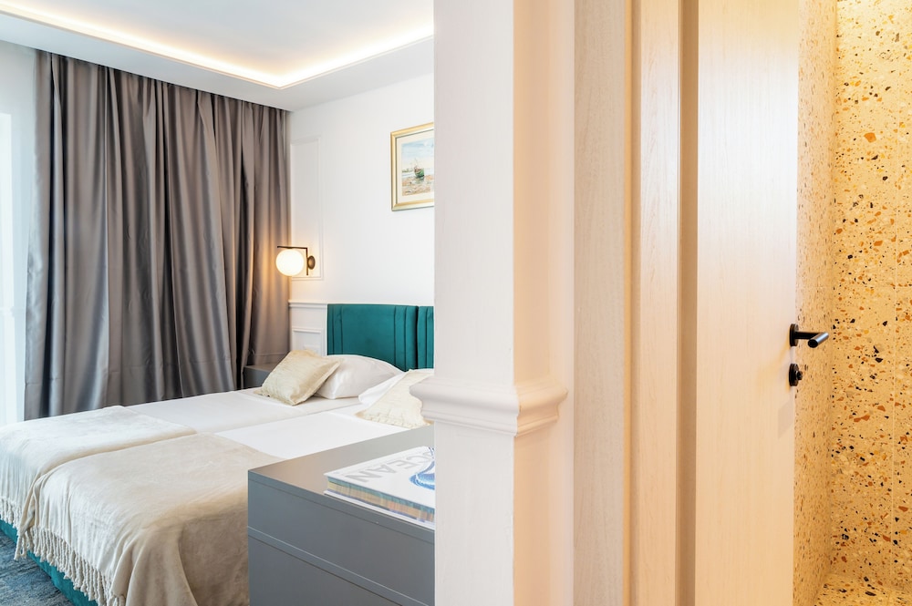 Hotel Krilo 22/71