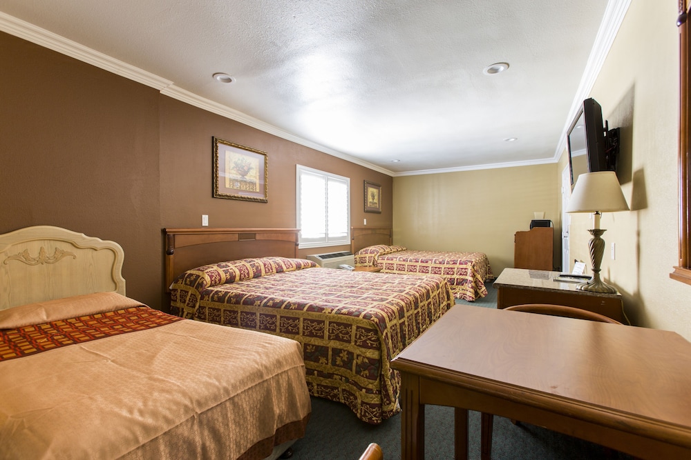 Beverly Inn 32/64