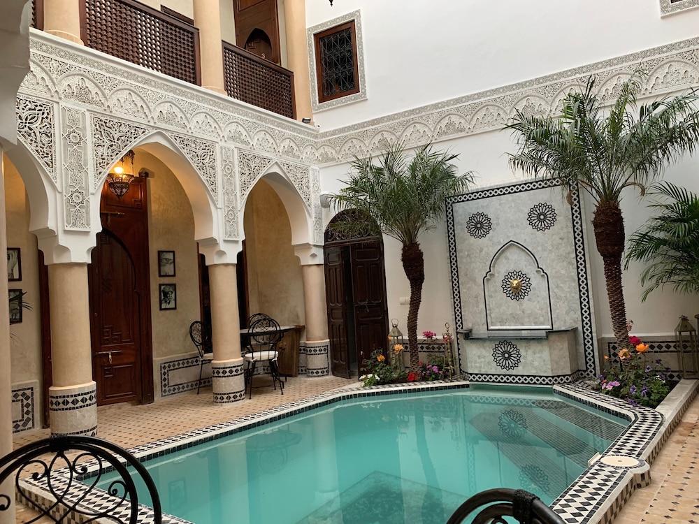 Riad Abaka 25/50
