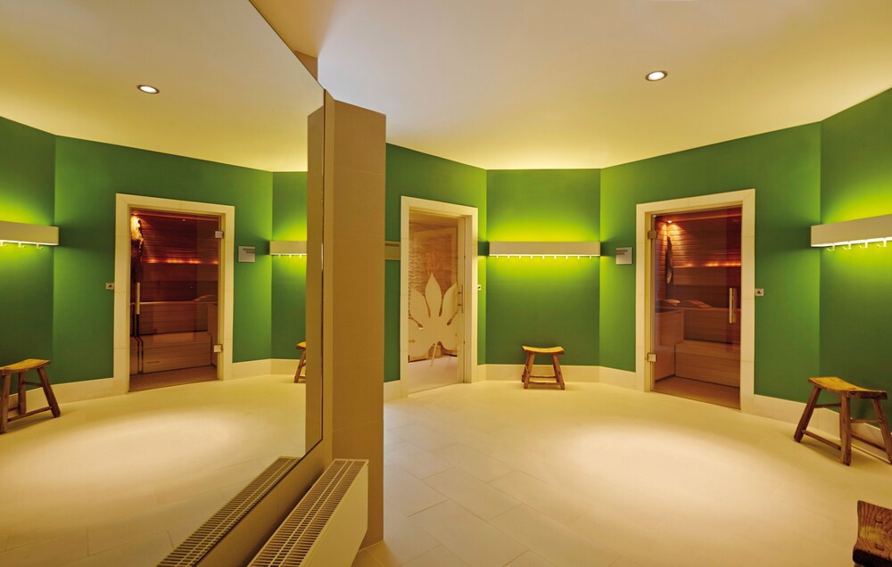 Aalernhüs Hotel & Spa 25/50
