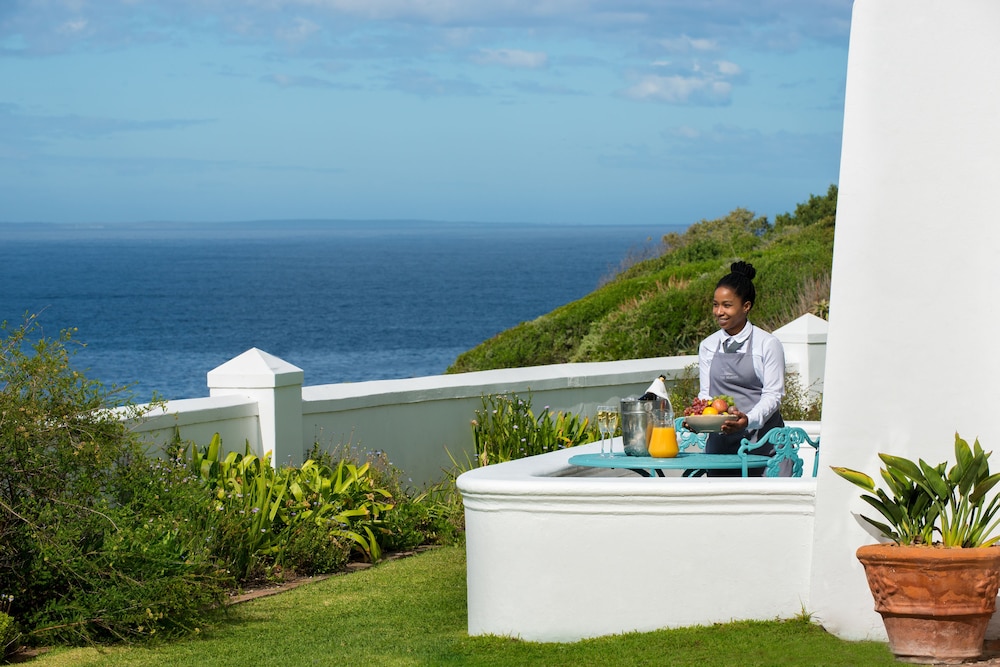 The Marine Hermanus 6/91