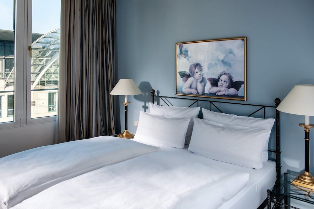 Hotel Elbflorenz Dresden 10/48