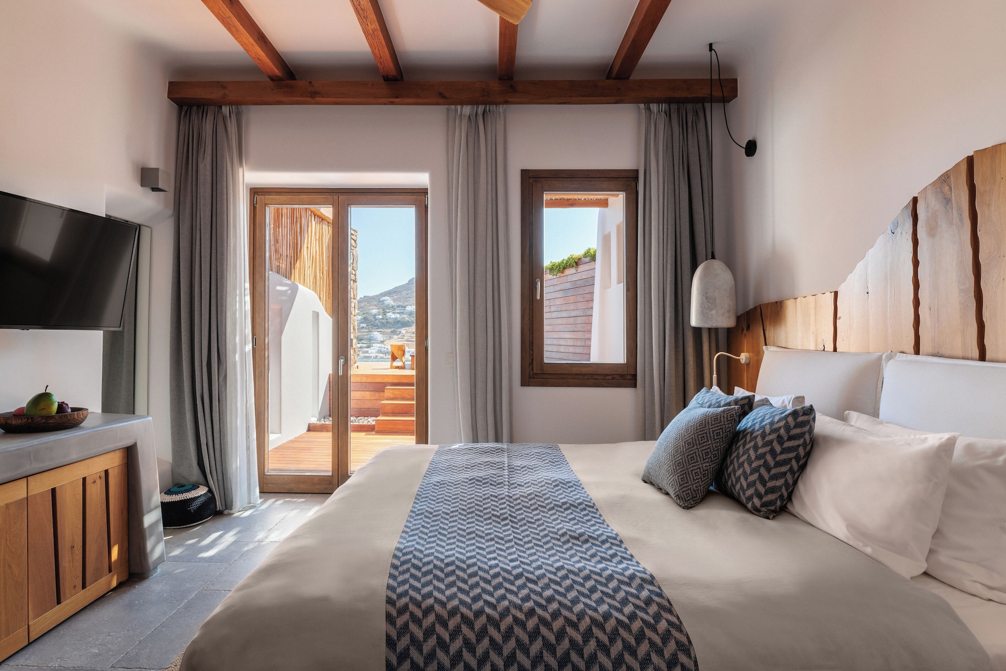 SUPERIOR, SUITE, SEA VIEW, PRIVATE POOL
