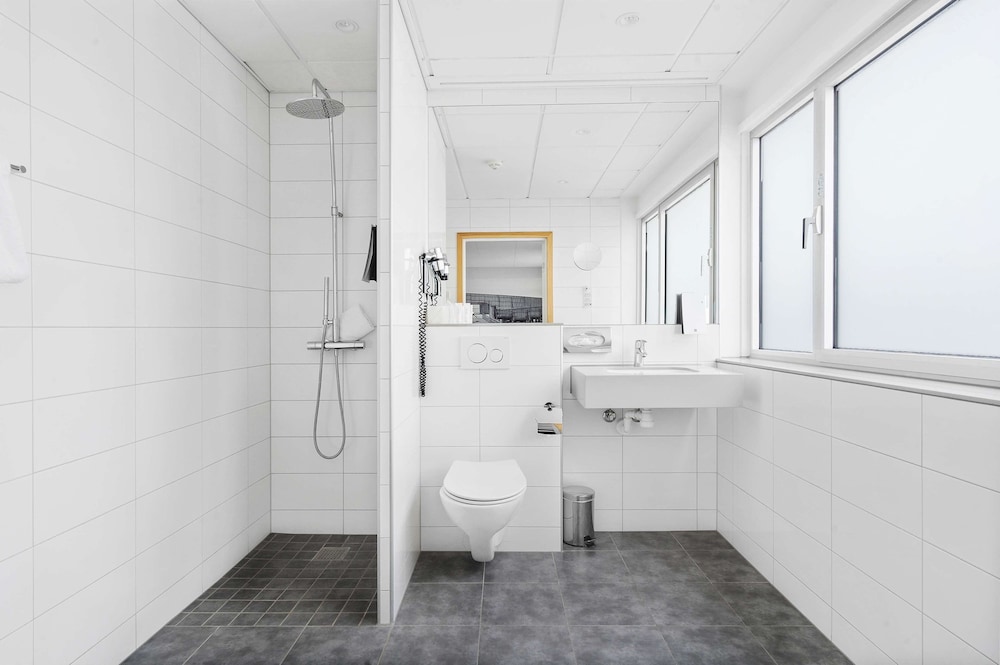 غرفة سوبيريور بسريرين منفصلين، Best Western Plus Airport Hotel Copenhagen 4/5