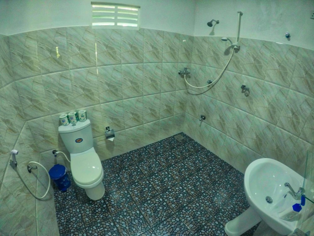 The Otunna Guest House 47/49