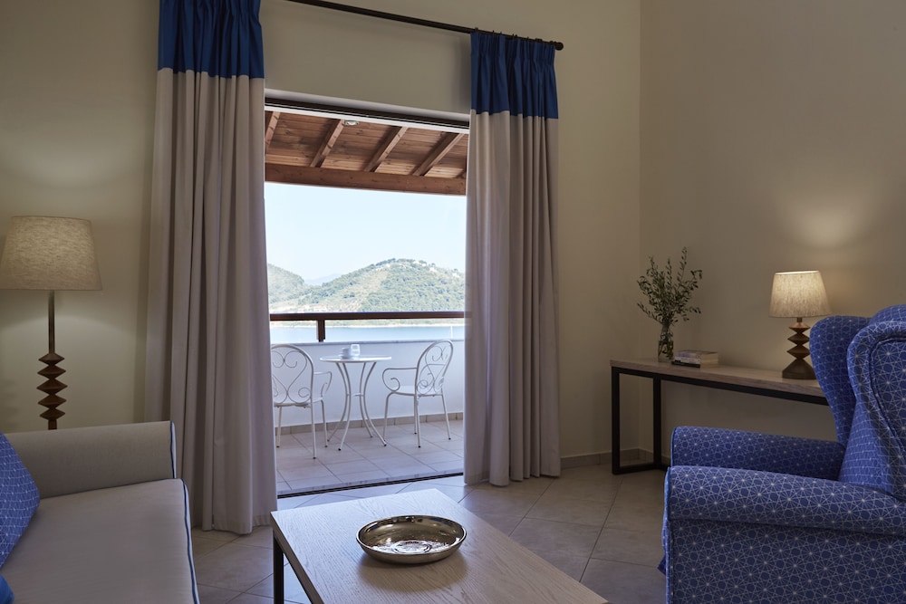 Skiathos Luxury Living 32/39