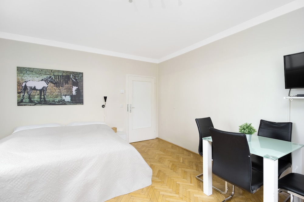 Checkvienna – Apartment Kroellgasse 19/39