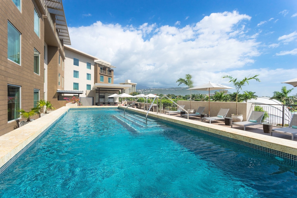 Courtyard By Marriott Kingston Jamaica 1/51