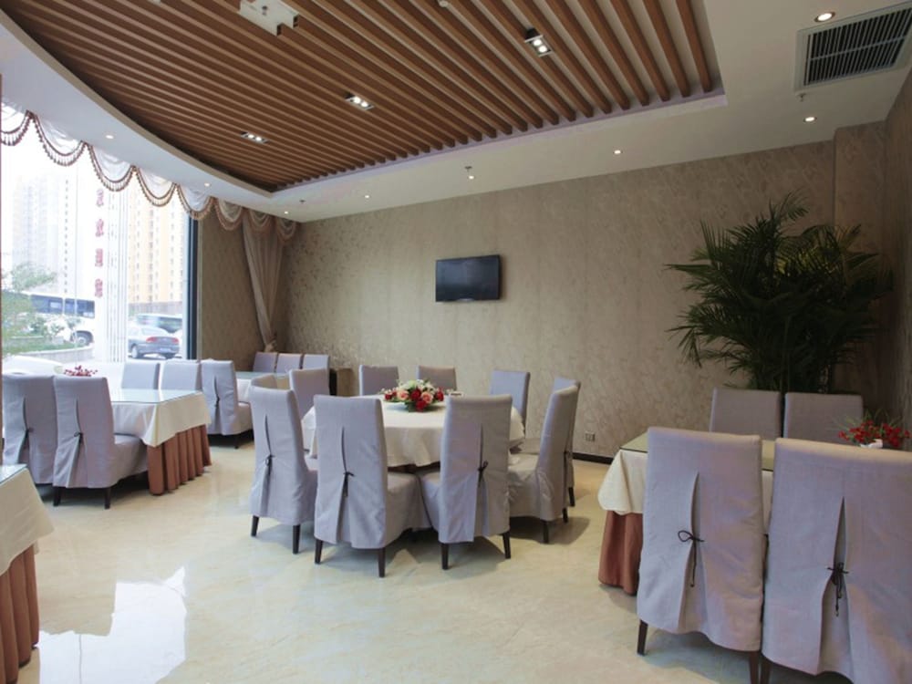 GreenTree Inn North WeiHai Station North International Bathing Beach Hotel 49/58