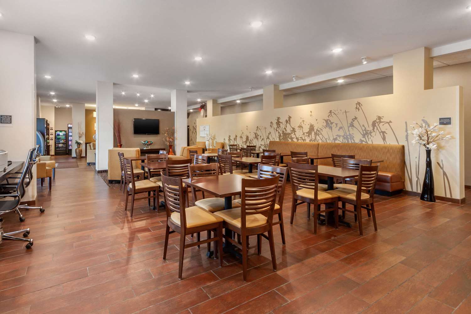 Mainstay Suites University 14/20
