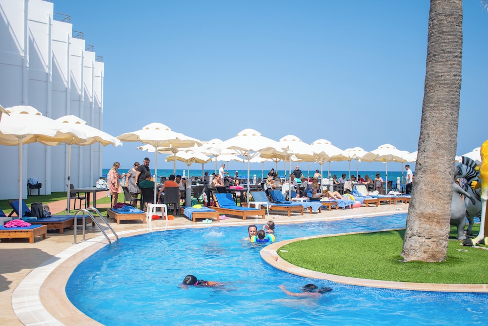 Mimoza Beach Hotel 29/45