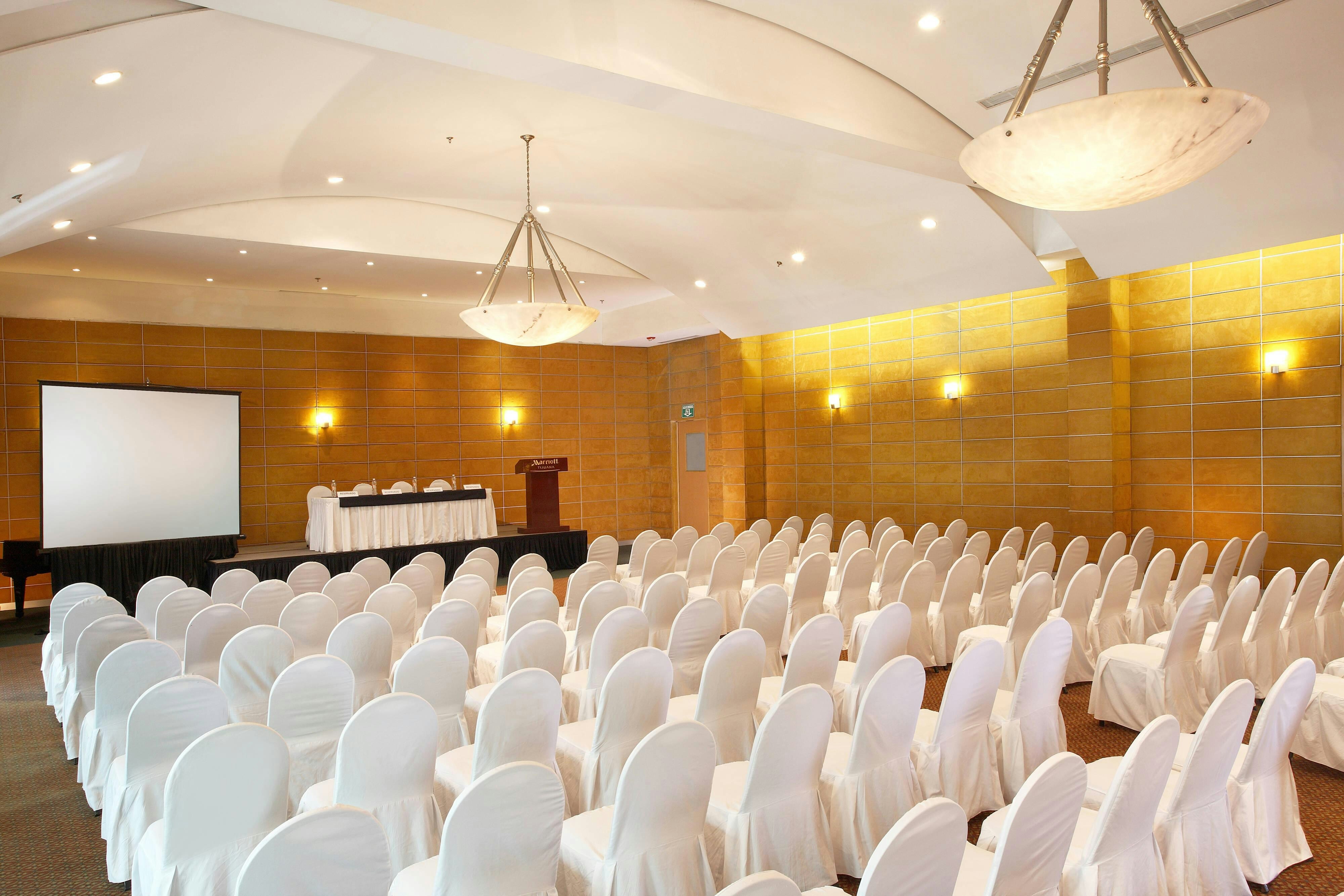 Tijuana Marriott Hotel 13/15