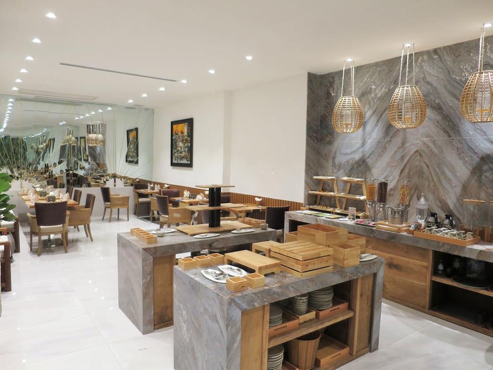 A&Em Art Hotel 53/66