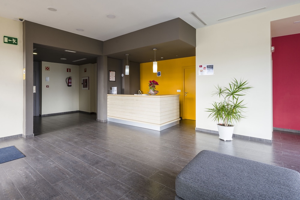 280 Hotel Formerly Premiere Classe Zaragoza 280 4/54