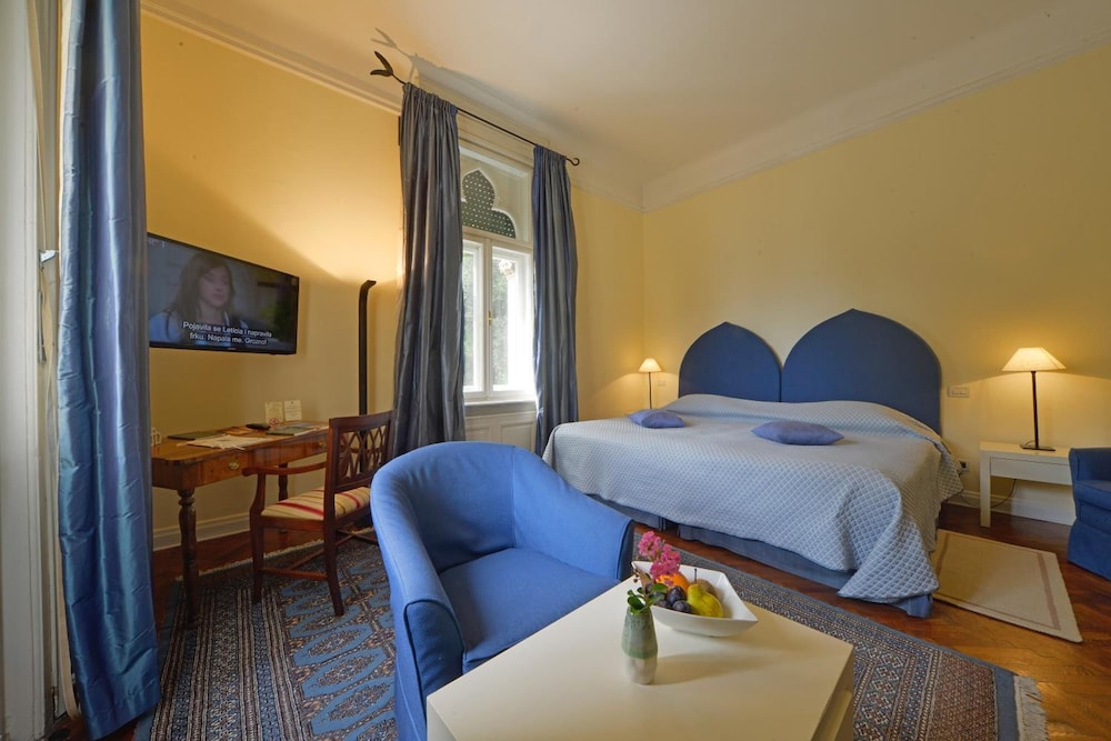 Hotel Villa Astra 6/50