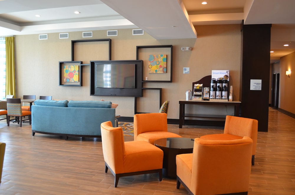 Holiday Inn Express And Suites Austin South 53/67