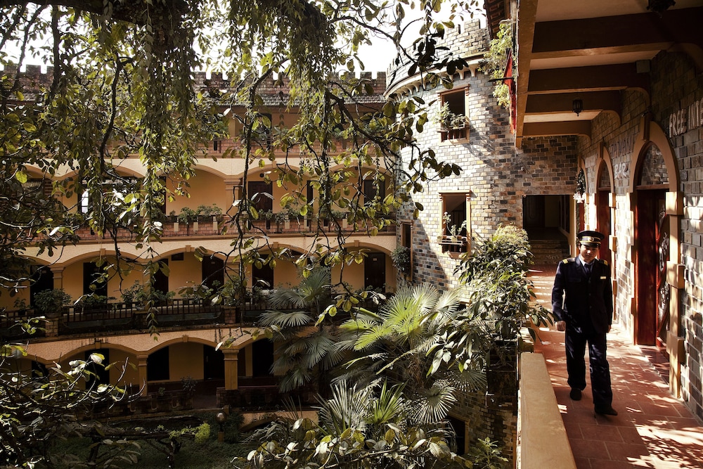 Chau Long Sapa 2 Hotel 65/75