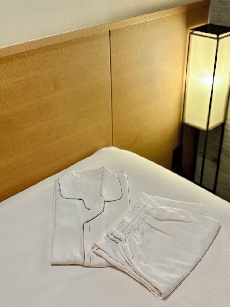 Hotel Hillarys Akasaka 23/50