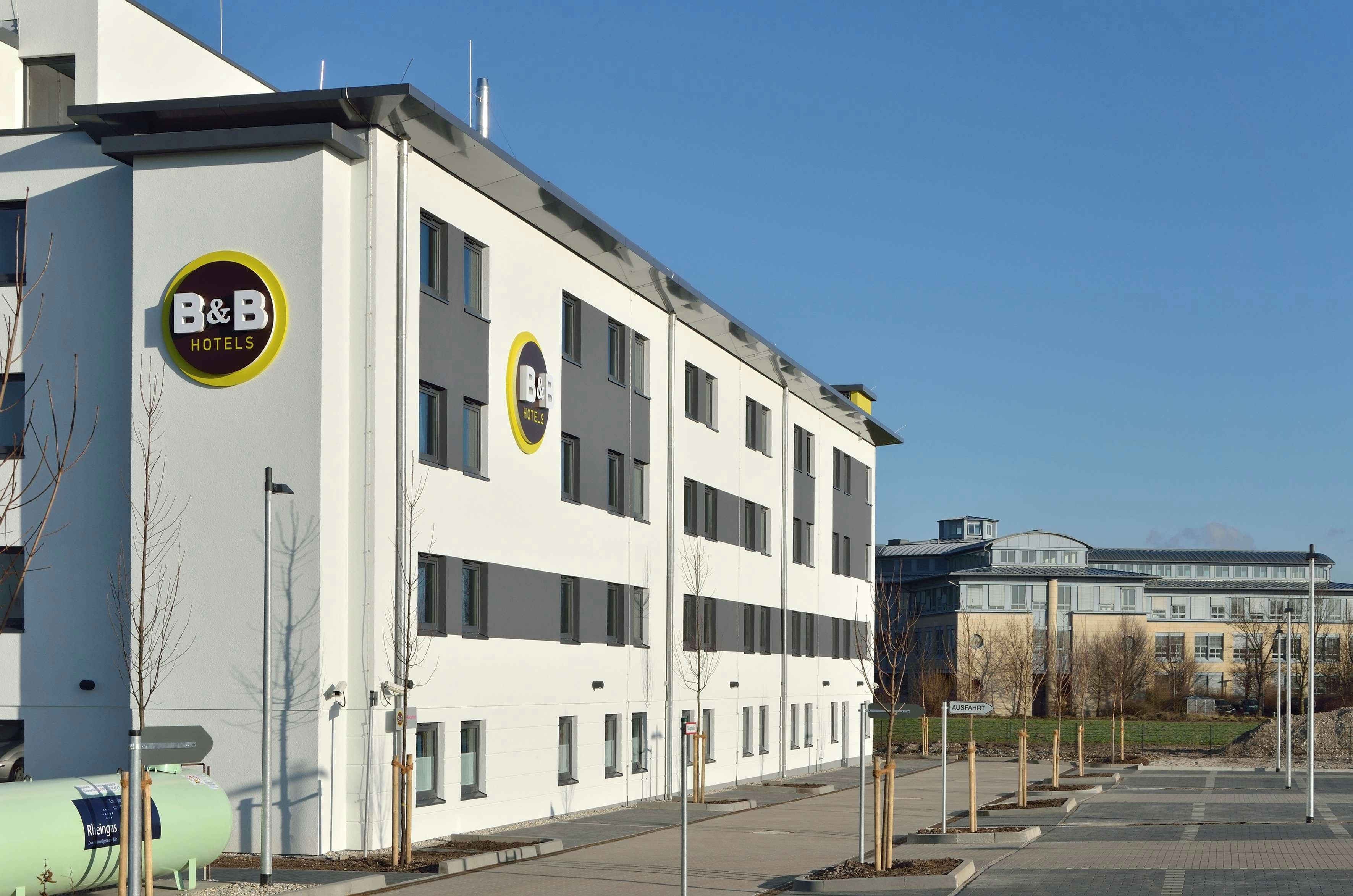 B&B Hotel Munchen-Airport 1/27