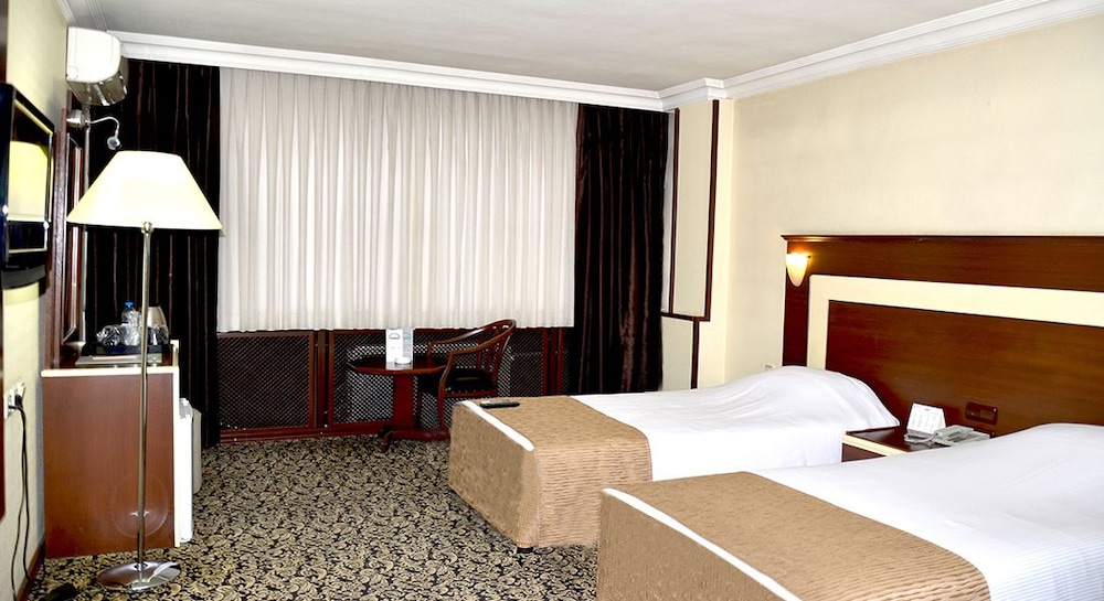 غرفة قياسية بسريرين منفصلين، Hotel Tilmen 5/10
