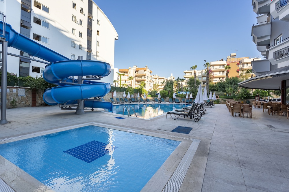 Kaila City Hotel 10/62