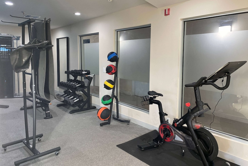 La Quinta Inn & Suites by Wyndham Safford Copper Valley 9/21