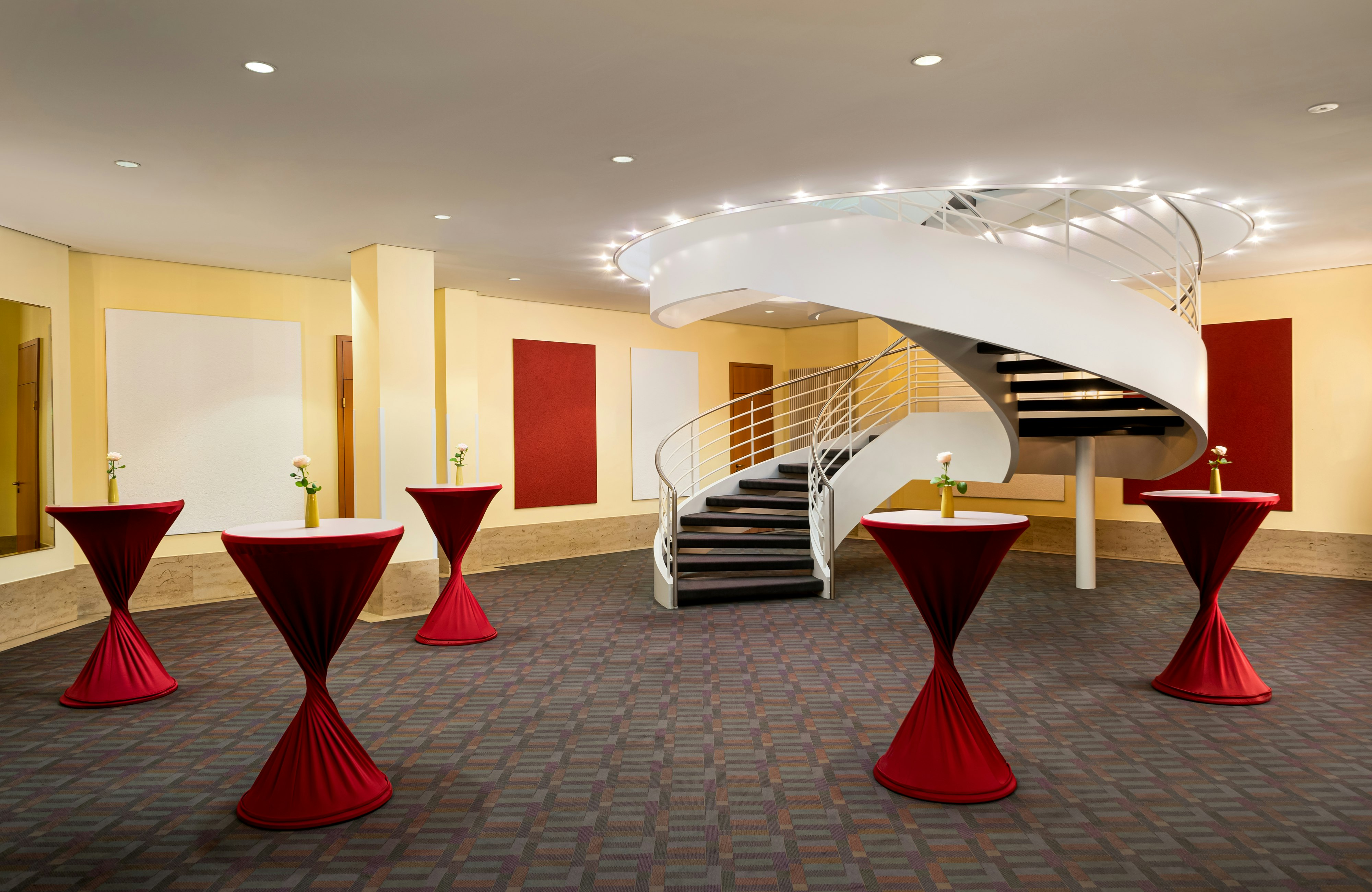 Leonardo Hotel 37/74