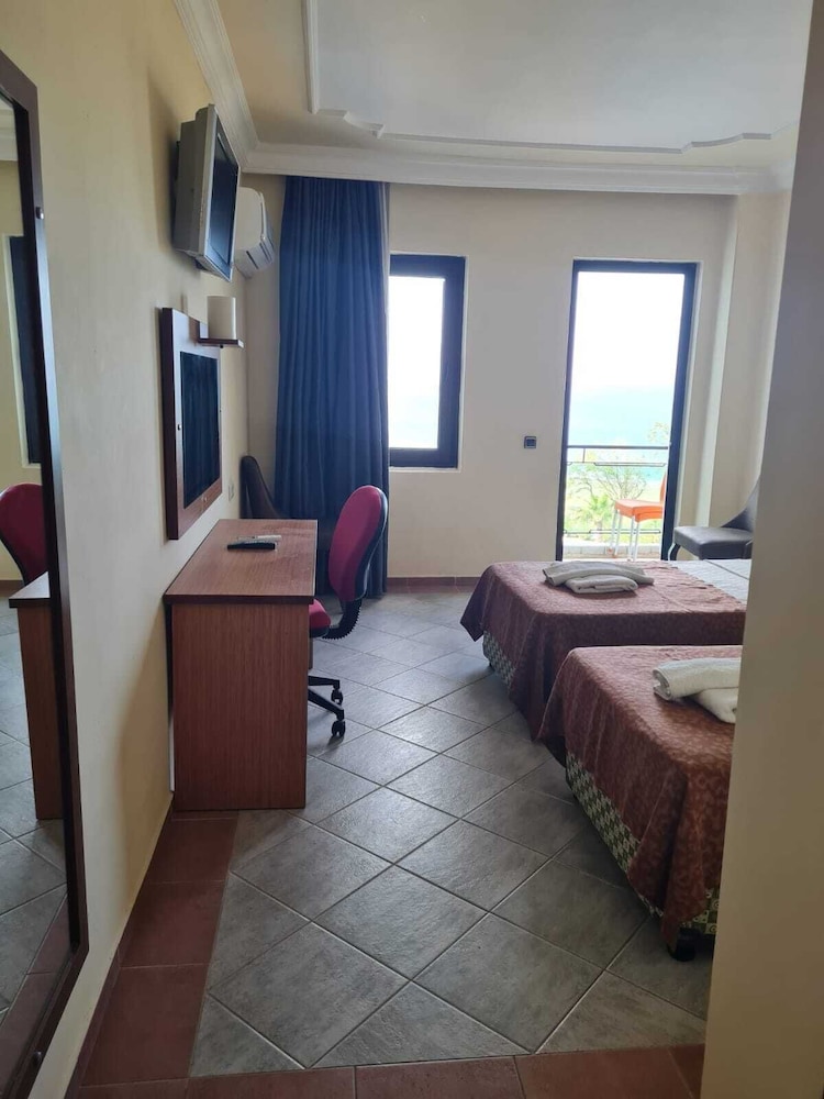 Hotel Sun Fire Beach 29/57