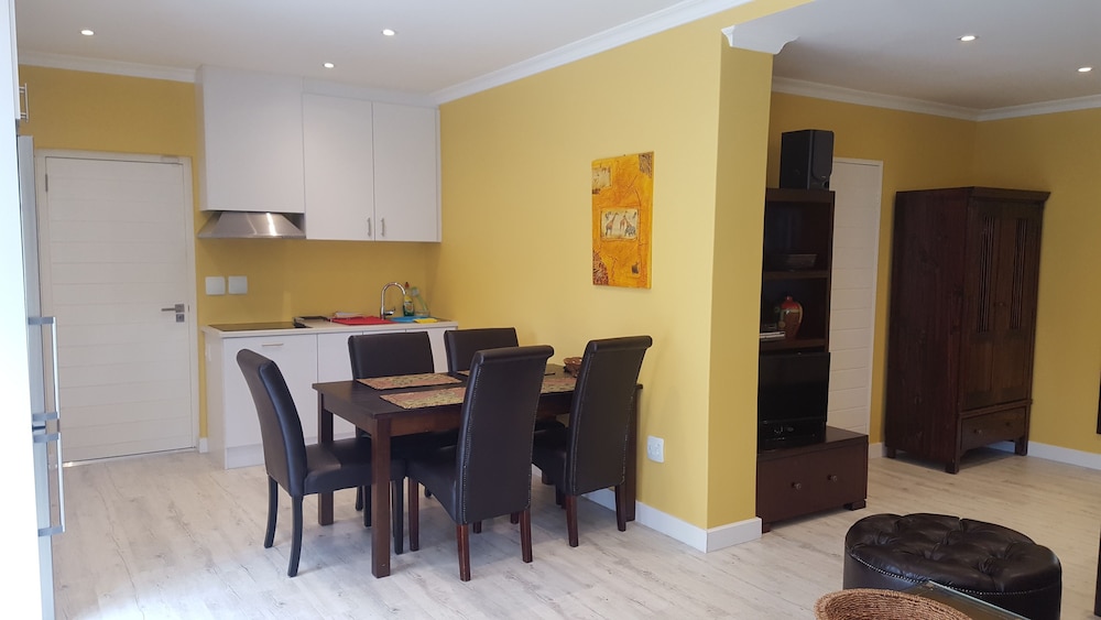 Constantia Cottages 4/50