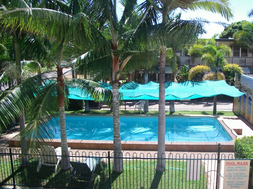 Palm Waters Holiday Villas 26/32