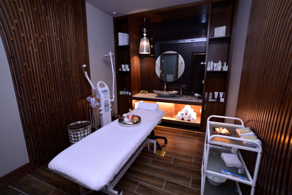 Radisson Blu Hotel Yerevan 25/50