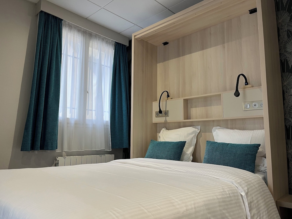 Hotel Normandy 12/58
