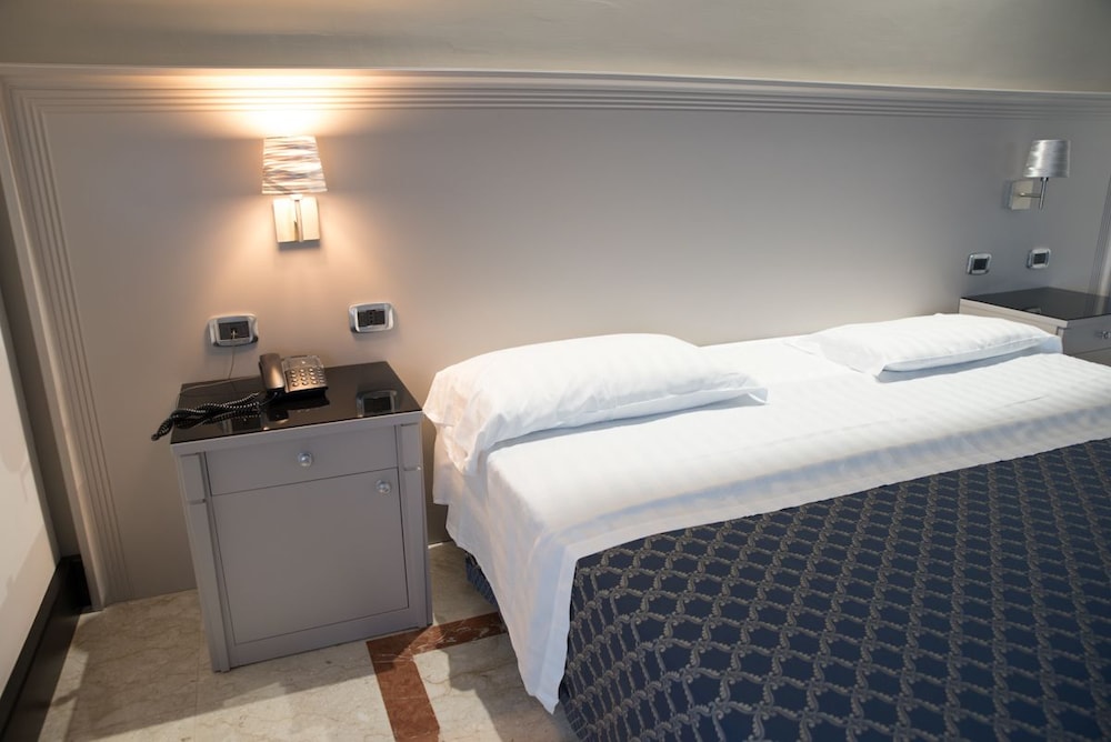 Hotel Giulia 33/74