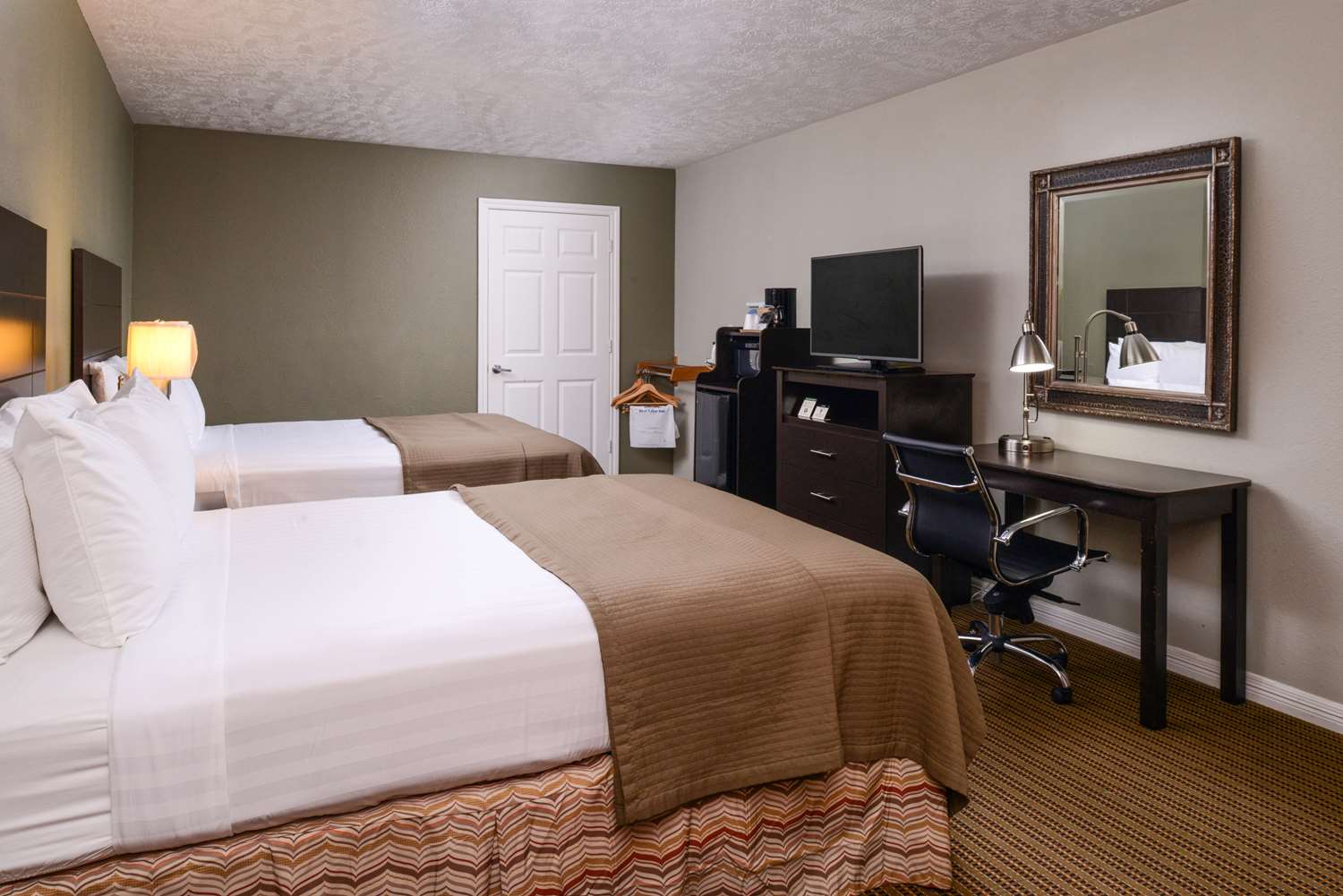 Comfortable, Guest Room, 2 Queen Beds، Americas Best Value Inn & Suites Waller Prairie View 2/6
