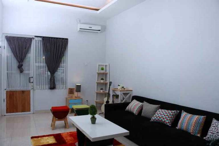 Signature Jogja 6/11