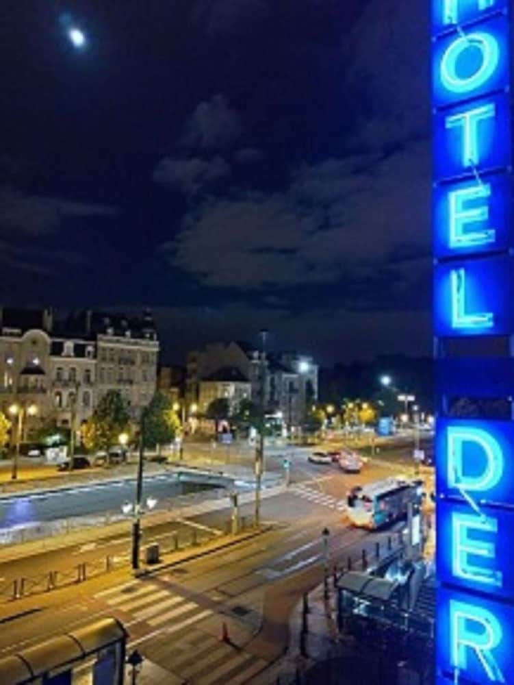 Hotel Derby Merode 32/50