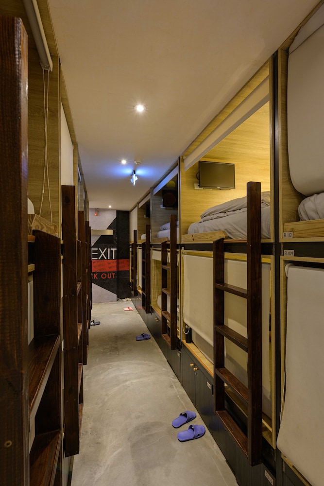 Work Inn 101 46/50