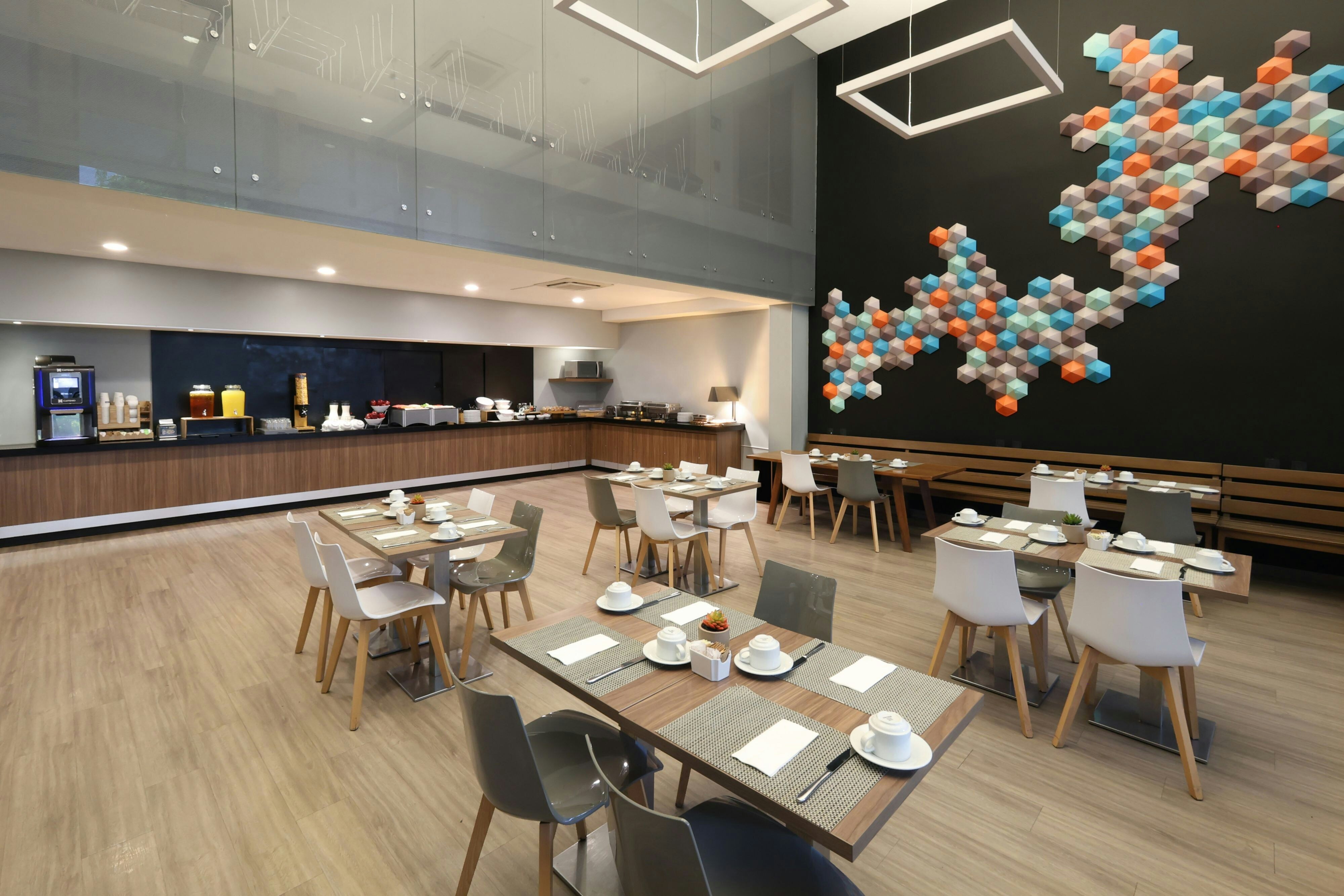 City Express Plus by Marriott Monterrey Nuevo Sur 11/11