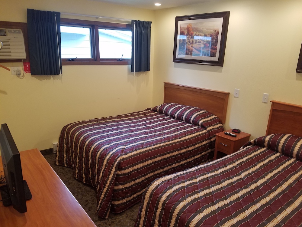Park, 3 Queen Beds, Kitchen