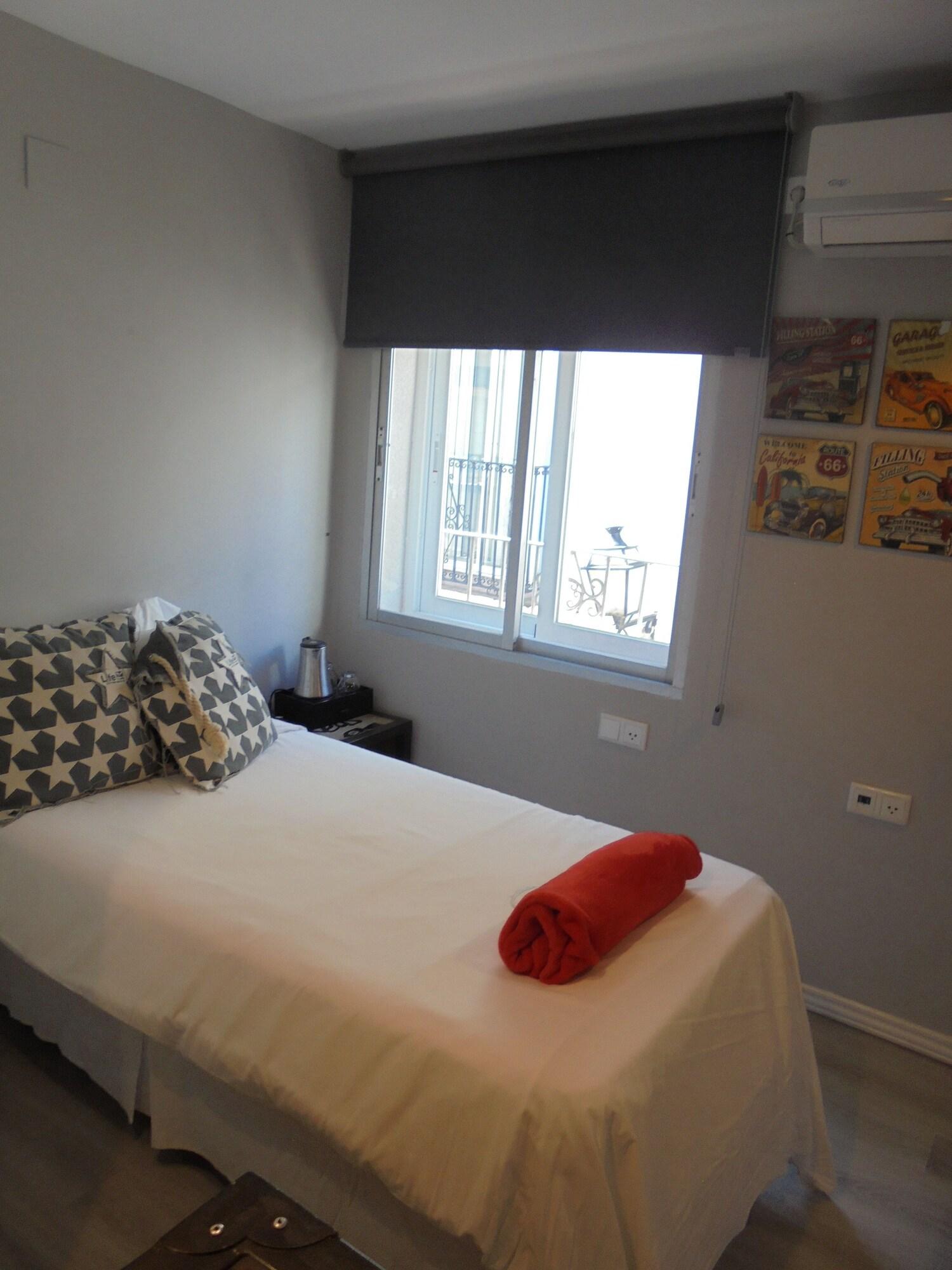 Hostal Tak 14/54