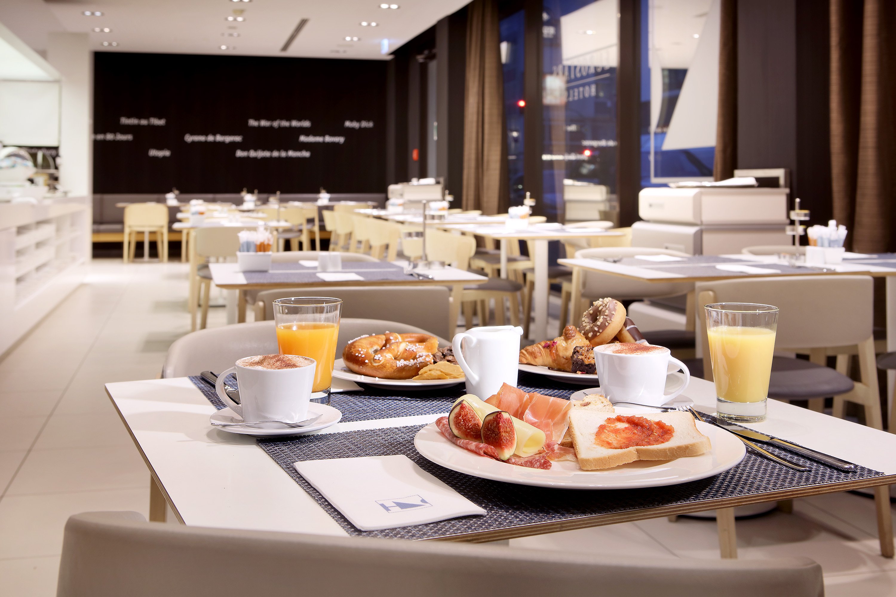 Eurostars Book Hotel 49/75
