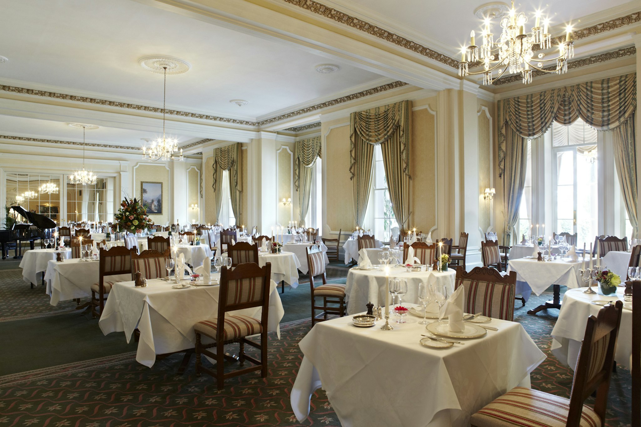 Grand Hotel Eastbourne 58/74