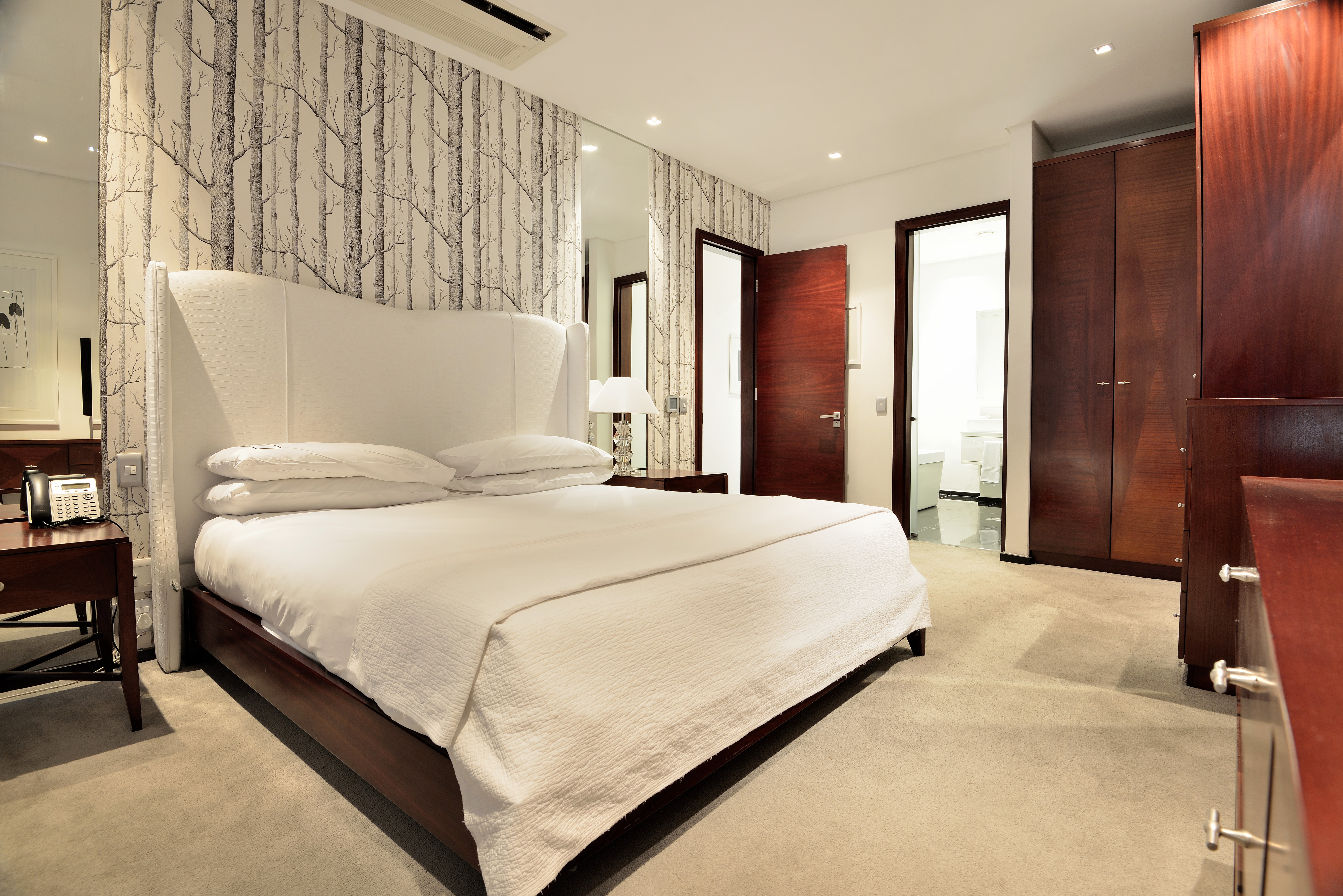 جناح بـ3 غرف نوم، Davinci Hotel And Suites On Nelson Mandela Square 3/9
