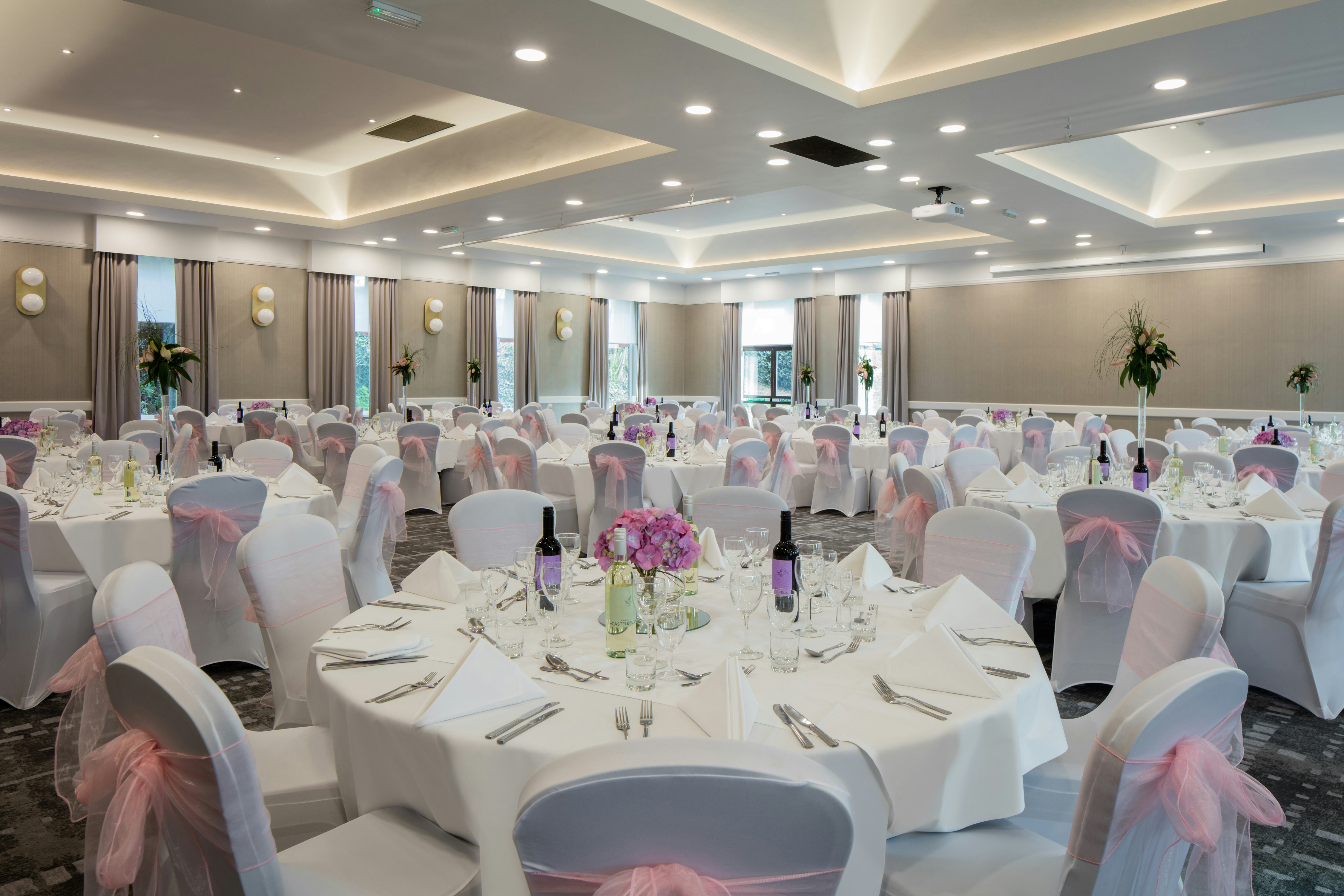 Hilton London Watford 48/54