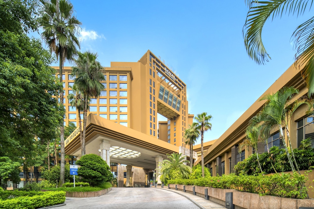 Royal Garden Hotel 63/69