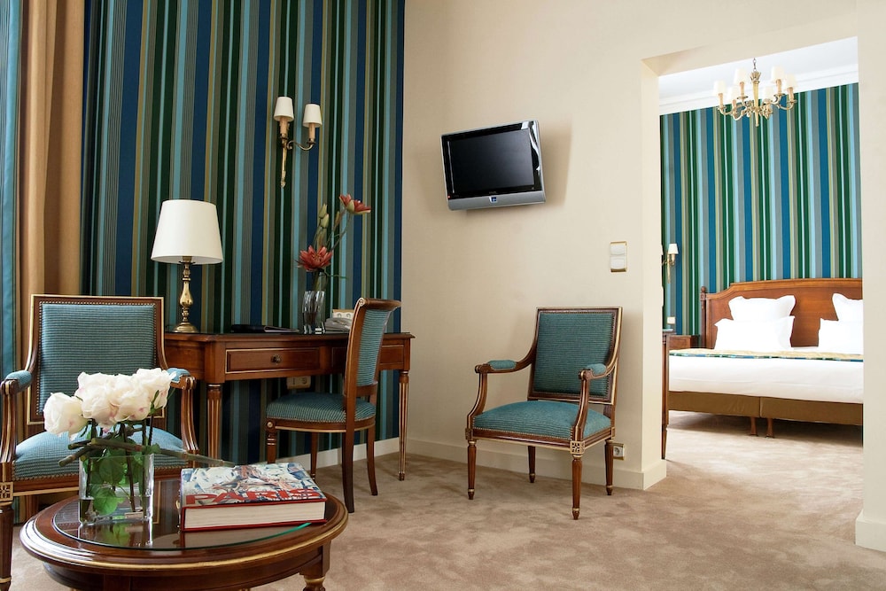 Hotel Mayfair Paris 46/57