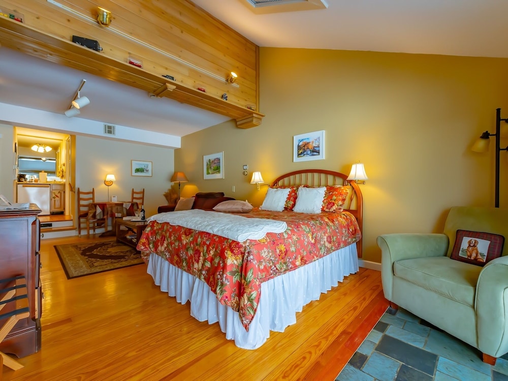 Shaker Mill Inn 9/50